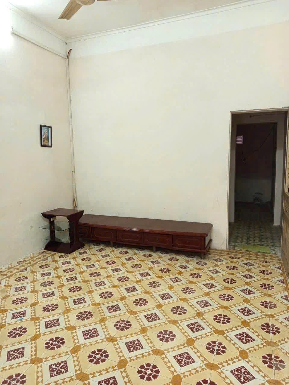 PHÁO ĐÀI LÁNG - NHÀ KHUNG CỘT DT 69m2 3 tầng mặt tiền 3.2m Giá 17.5 tỷ - Ảnh chính