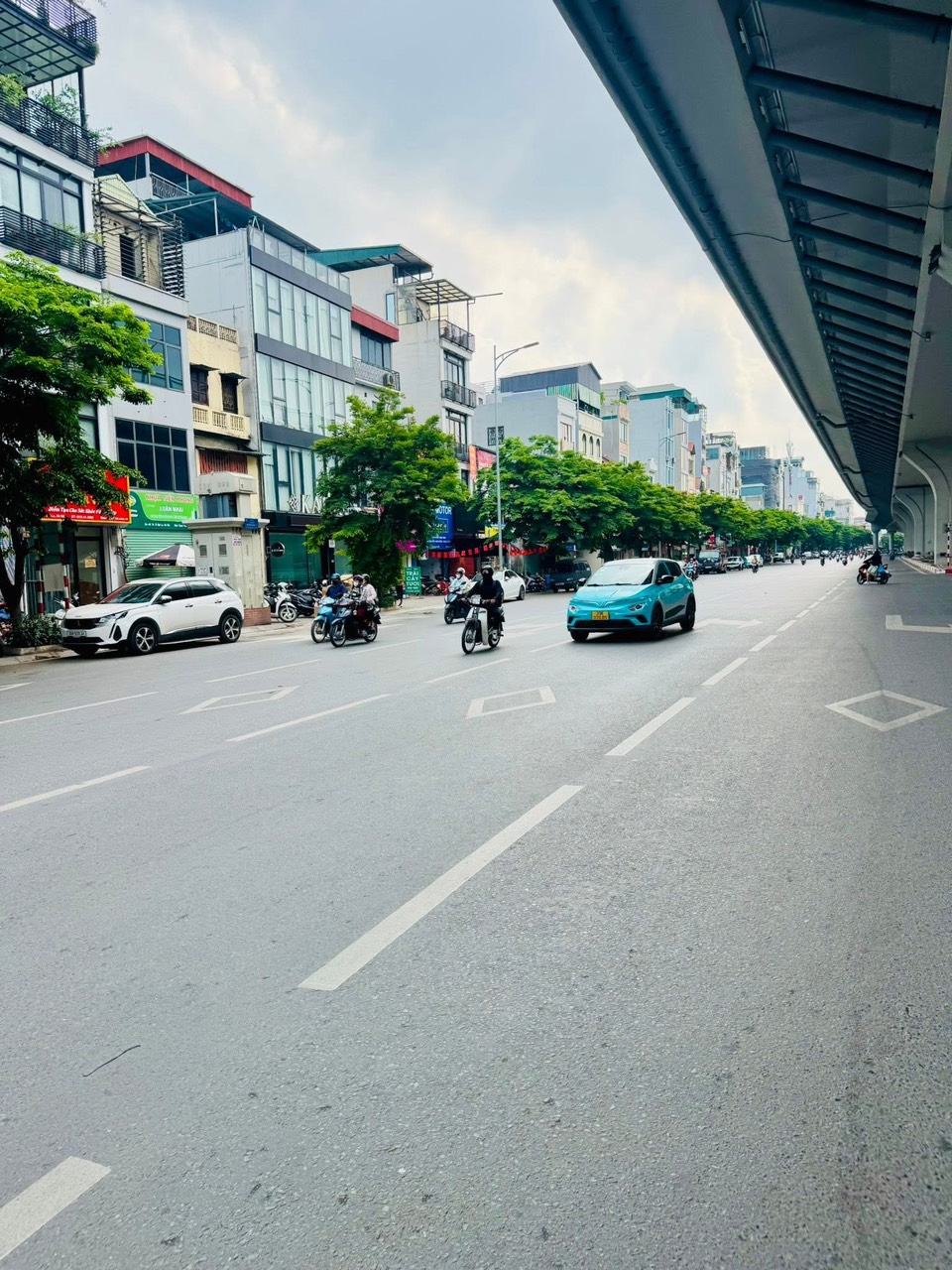 MẶT PHỐ ĐẠI LA VỈA HÈ 10M KINH DOANH SIÊU ĐỈNH GIÁ 35 TỶ MẶT TIỀN 4M - Ảnh 1