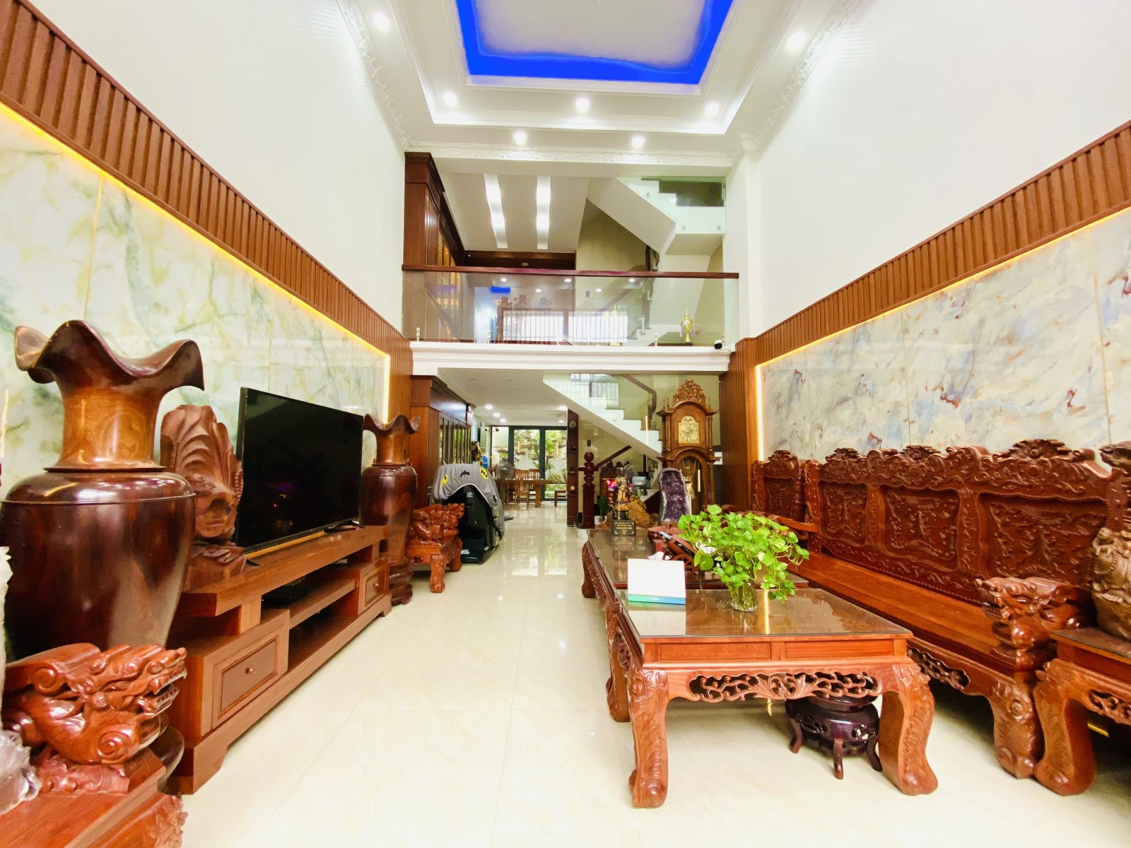 Nhà 4 tầng HXT Phạm Văn Bạch ngang 5m 110m2 tặng NT cao cấp gần nhà hàng ẩm thực 13.3 tỷ. - Ảnh chính