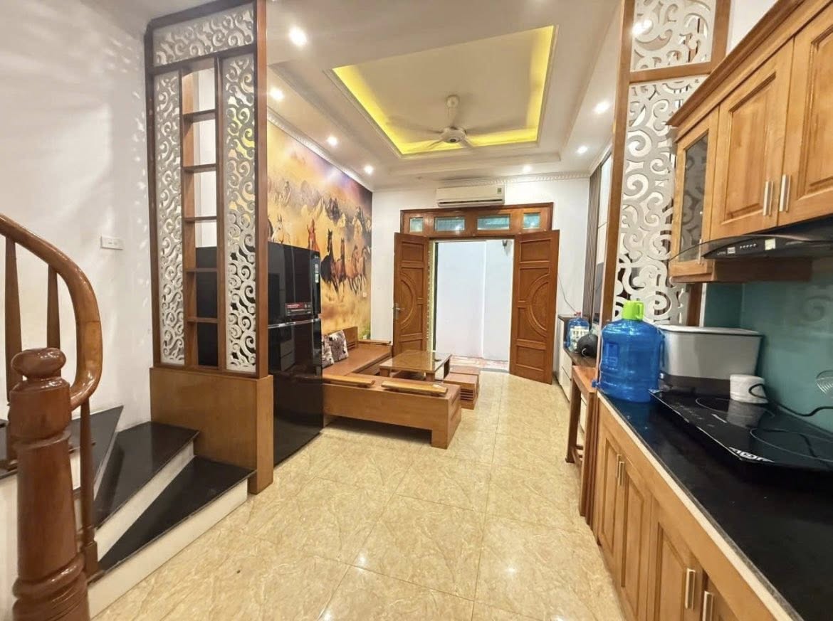 Bán nhà ô tô vào tại Đông Dư Gia lâm xây 4 tầng đủ nội thất hơn 4 tỷ - Ảnh chính