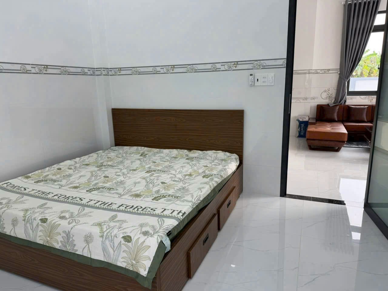 NHÀ SIÊU ĐẸP - VỊ TRÍ ĐẮC ĐỊA - Cần Bán Nhà Mái Thái Sân Vườn, Phường Phú Tân, TP Bến Tre - Ảnh 2