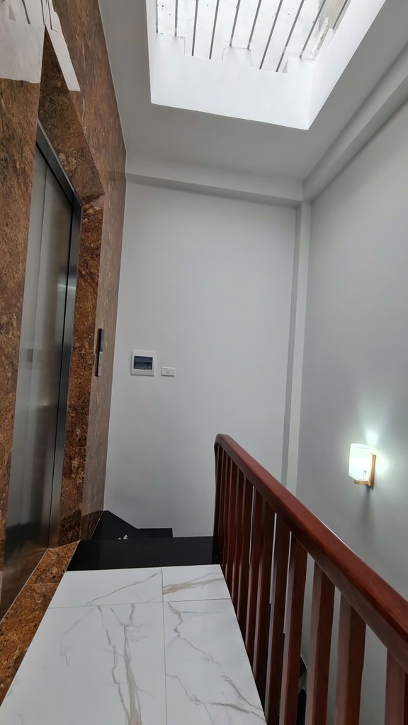 Bán nhà Yên Hoà, Cầu Giấy, 35m2, 5 tầng thang máy, Mt 6.7m, chỉ 9.6 tỷ - Ảnh 2