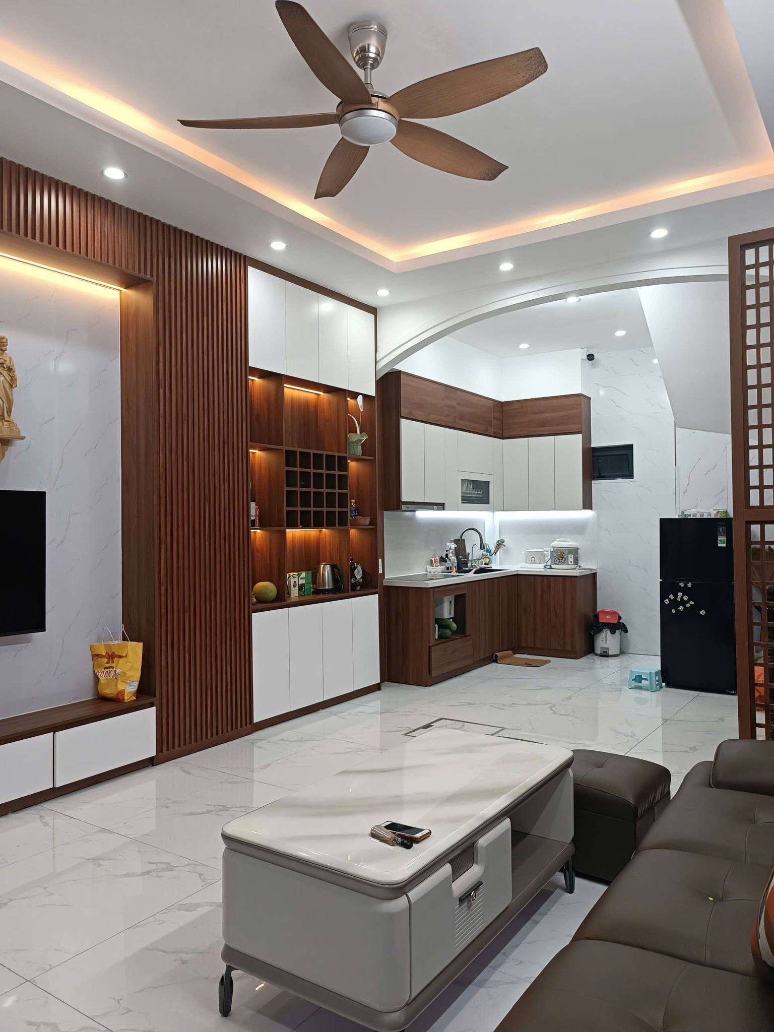 CHÚ HOÀNG GỬI BÁN GẤP NHÀ PHỐ PHƯƠNG CANH – NAM TỪ LIÊM 32m2, 5 NHỈNH 5 tỷ. Ô TÔ ĐỖ GẦN – NHÀ ĐẸP - Ảnh 1