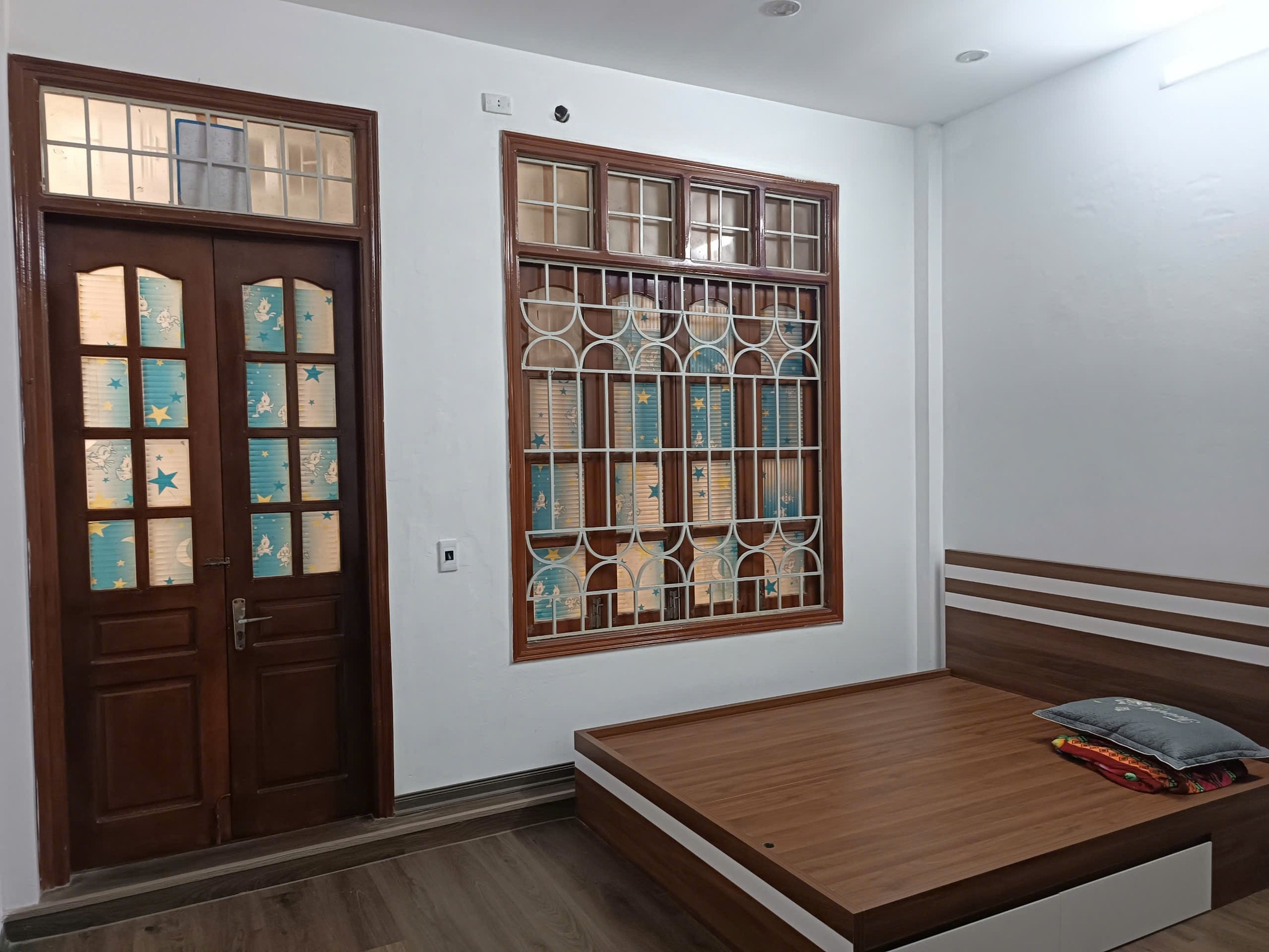 CHÚ HOÀNG GỬI BÁN GẤP NHÀ PHỐ PHƯƠNG CANH – NAM TỪ LIÊM 32m2, 5 NHỈNH 5 tỷ. Ô TÔ ĐỖ GẦN – NHÀ ĐẸP - Ảnh 3