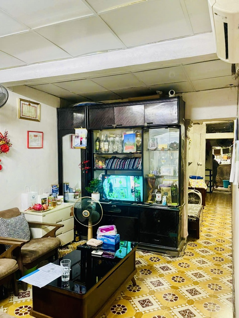 Bán nhà mặt phố Thụy Khuê, gần Chu Văn An, 58m, nhà cũ, 3 mặt thoáng, chỉ 20 tỷ - Ảnh 2