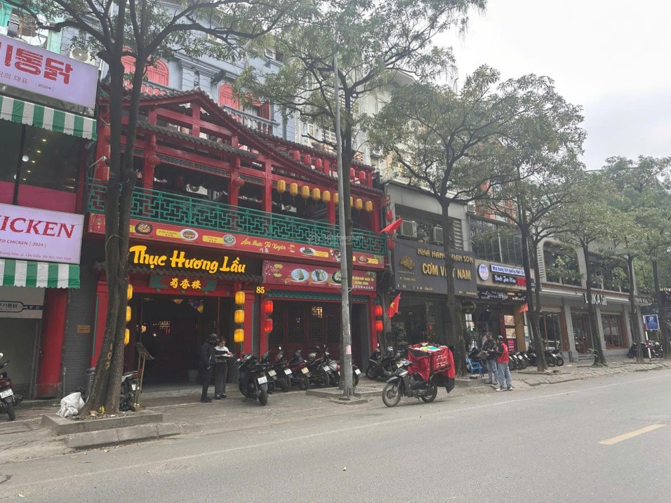CHÍNH CHỦ CẦN BÁN GẤP NHÀ MẶT PHỐ TRUNG HÒA 137M VỈA HÈ RỘNG KINH DOANH ĐA DẠNG GIÁ 83TỶ - Ảnh chính