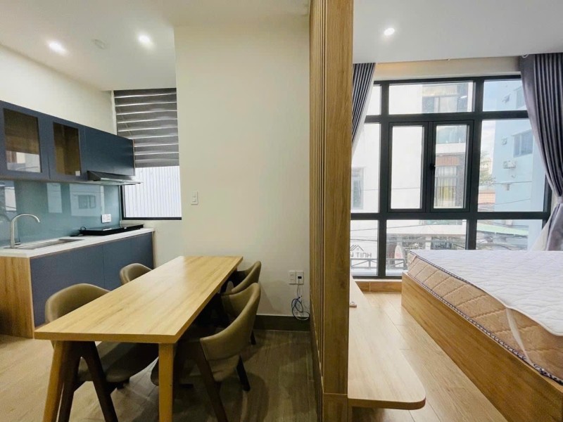 # Nhà Mặt Tiền Hà Huy Tập, 300m2, ngang 20m, 20 phòng KD, thu 250-300 tr/th - Ảnh 1