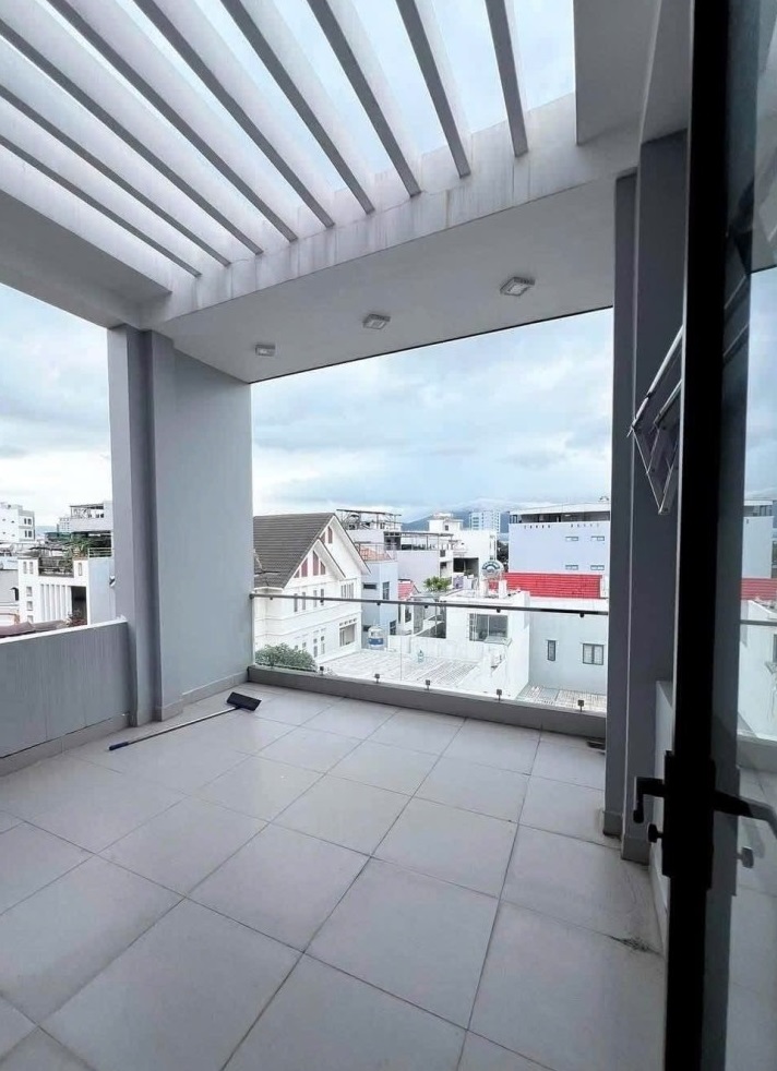 ►Mặt Tiền Dường Đình Nghệ, đường 7.5m thẳng ra Biển Mỹ Khê, 4 tầng đẹp xịn - Ảnh 4