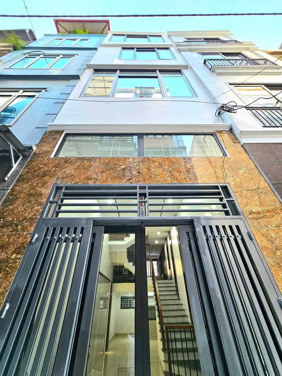 BÁN NHÀ ĐÔNG NGẠC - BẮC TỪ LIÊM - DT52M2 - 5 TẦNG - GIÁ 8,5 TỶ - NGÕ Ô TÔ THÔNG - KINH DOANH - Ảnh chính