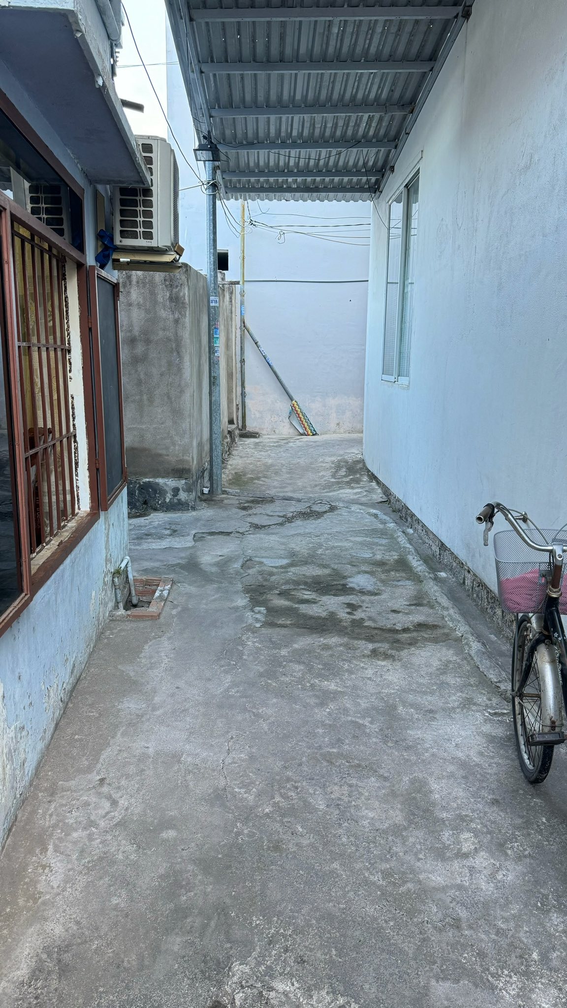 BÁN NHÀ CẤP 4 HẺM PHƯỚC LONG NHA TRANG 1TY6 - Ảnh chính