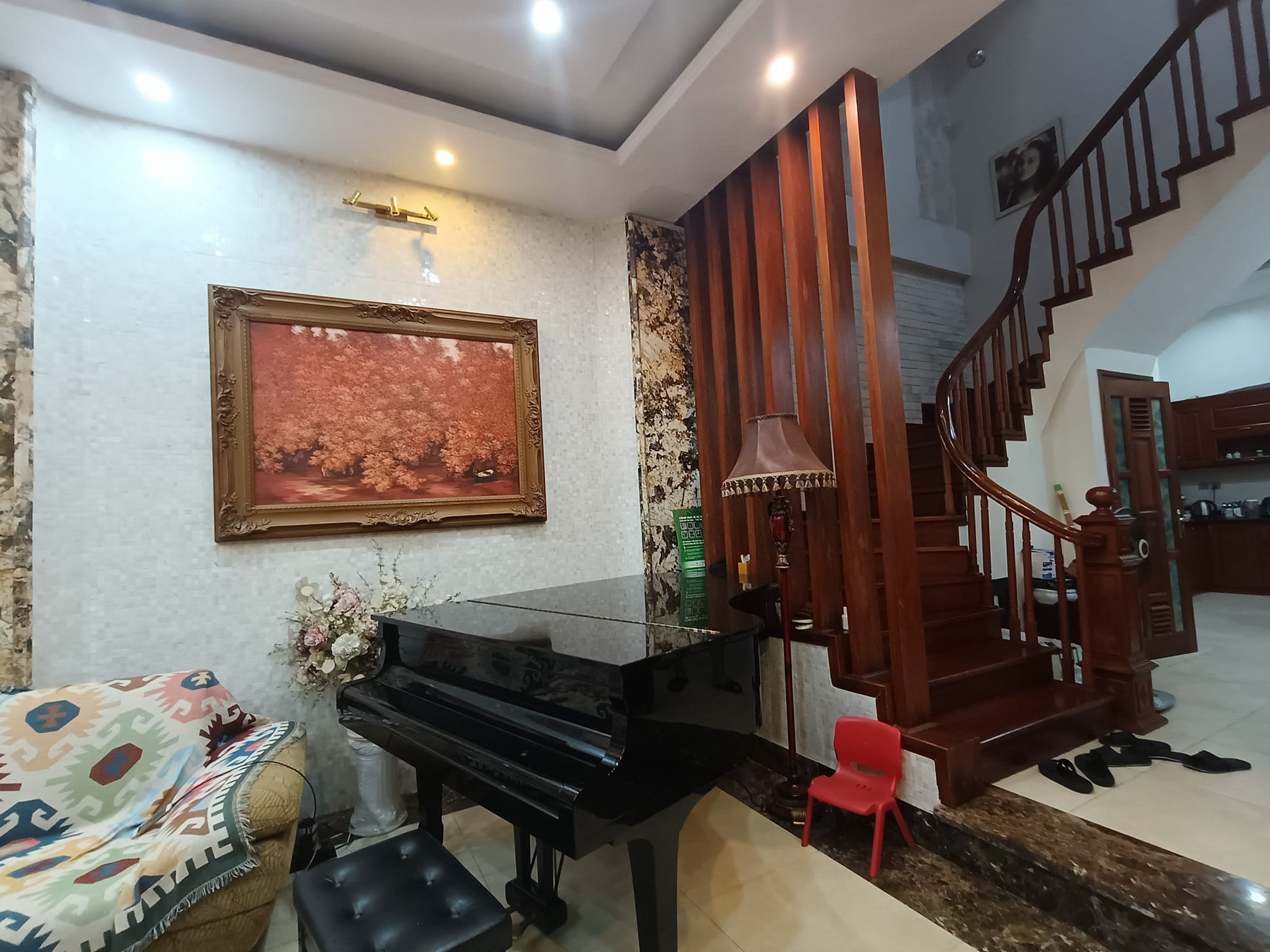 Bán nhà Hoàng Hoa Thám hai thoáng 45m 4 tầng mặt tiền 4,5m giá chào 8.5 tỷ - Ảnh 1
