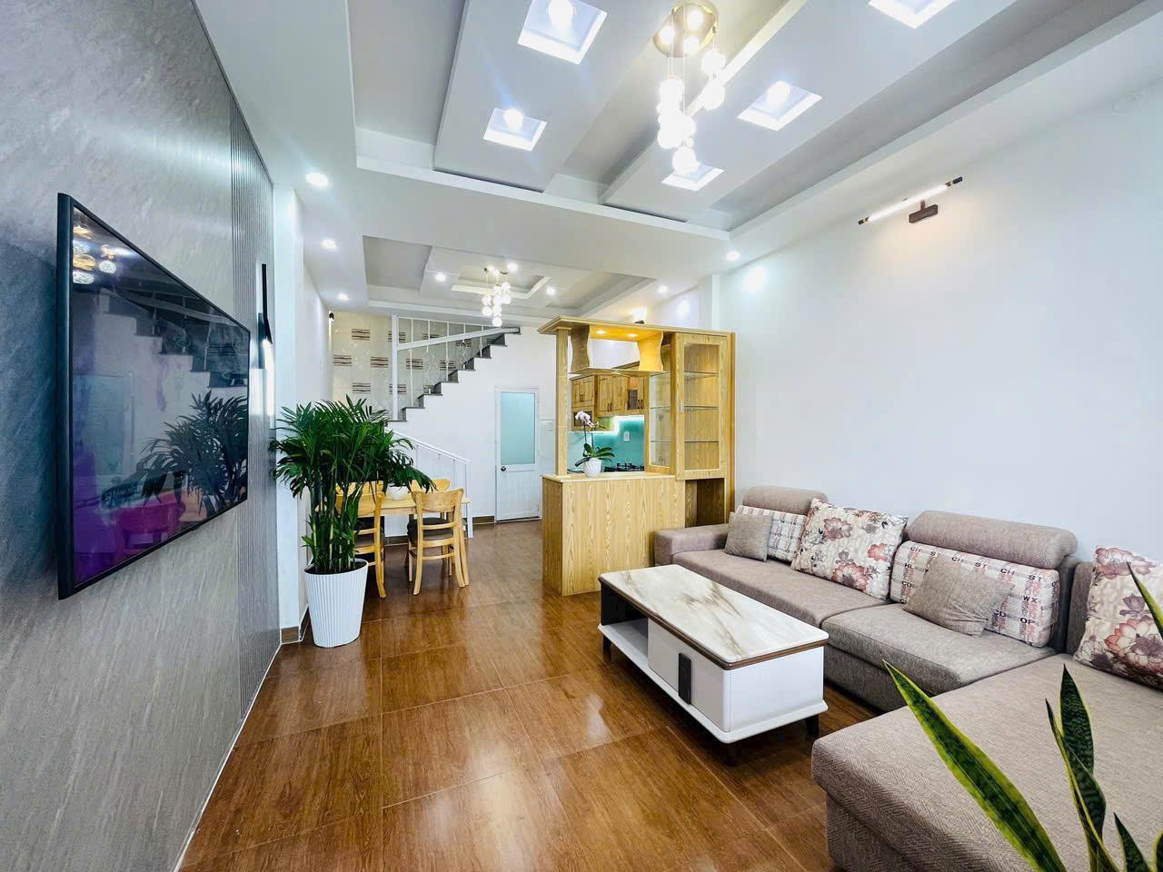 NHÀ ĐẸP SỔ XÂY DỰNG NHƯ TRONG HÌNH TẠI CAO THẮNG P7 ĐÀ LẠT, cách chợ Ngô Quyền chỉ 400m - Ảnh 4