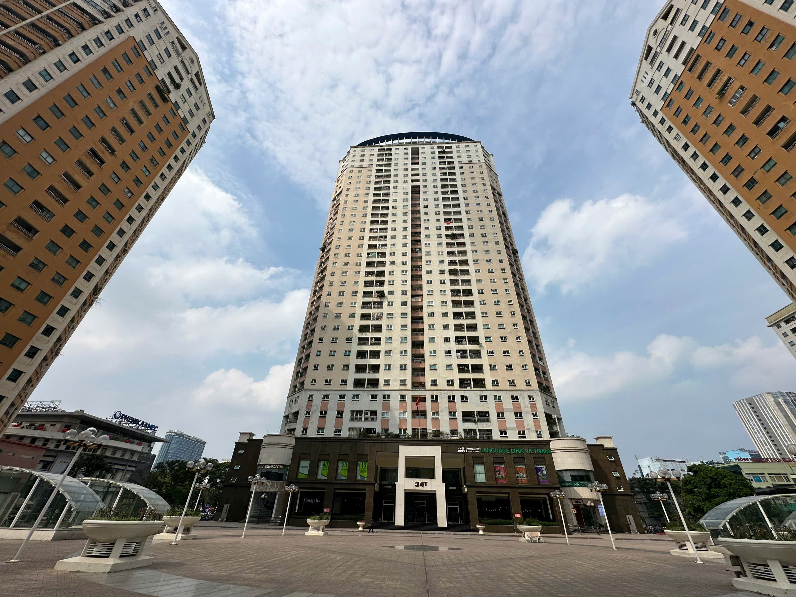 (Tin thật 100%) CH 130m2 x 3PN có slot ô tô tại tòa 34T - Ban công Đông Nam - Nội thất 600 triệu - Ảnh 4