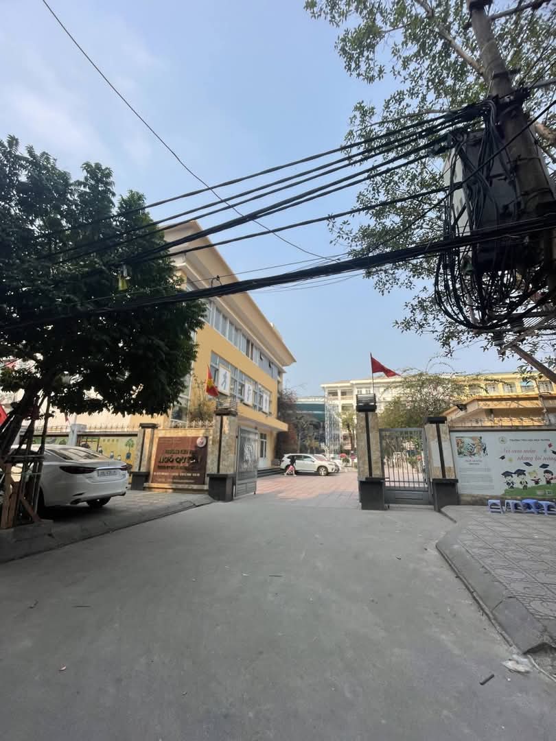Bán nhà đất mặt NGÕ QUỲNH HN... siêu hot , mặt ngõ to rộng..120m2 , mặt tiền 11m Dễ dàng thuận tiện - Ảnh 1