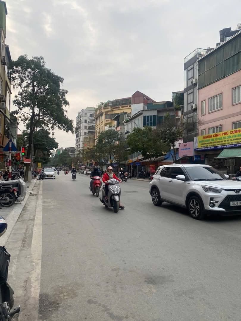 Bán nhà đất mặt NGÕ QUỲNH HN... siêu hot , mặt ngõ to rộng..120m2 , mặt tiền 11m Dễ dàng thuận tiện - Ảnh chính