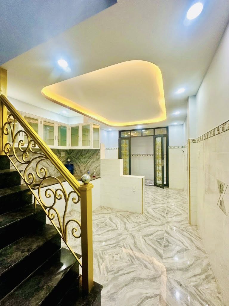 CHỈ 3.X TỶ - NHÀ MỚI 42M - 2 TẦNG - 3PN - SÁT HXH NGAY TRẦN VĂN ƠN - TÂN SƠN NHÌ - Ảnh 1