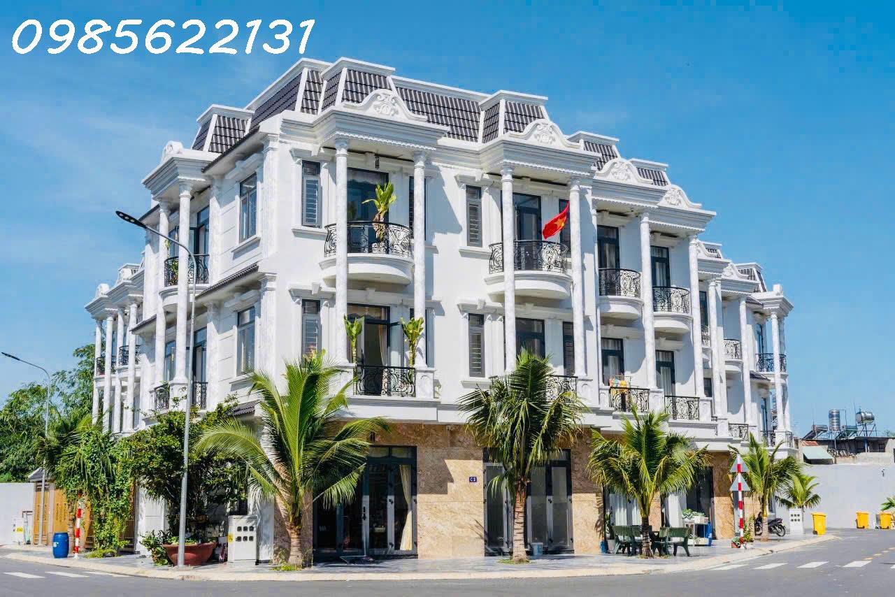 Nhà Phố Liền Kề Ven Hồ Chí Minh Giá Tốt - Ảnh chính