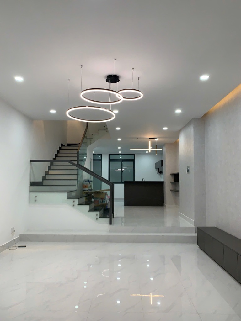 HOT, BÁN GẤP NHÀ KDC PHÚ LỢI,  VỊ TRÍ ĐẸP DT: 100M2 (5X 20M) 4T, 4PN, 5WC CHỈ 7.8 TỶ - Ảnh chính