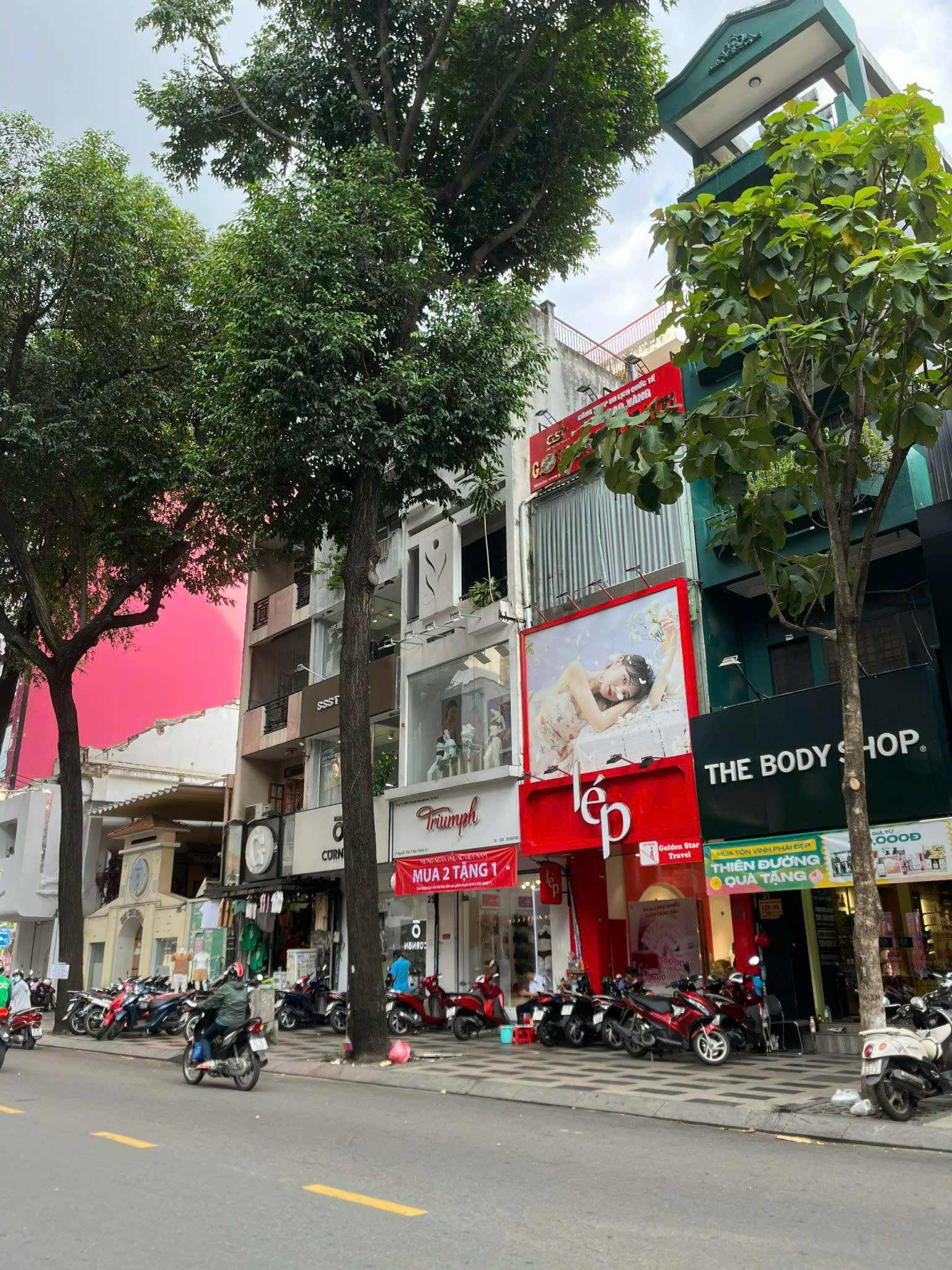 Toà nhà hầm + 5 tầng. DT 9x21m mặt tiền Nguyễn Minh Hoàng, ngay Lotte Mart, K300, Tân Bình - Ảnh chính