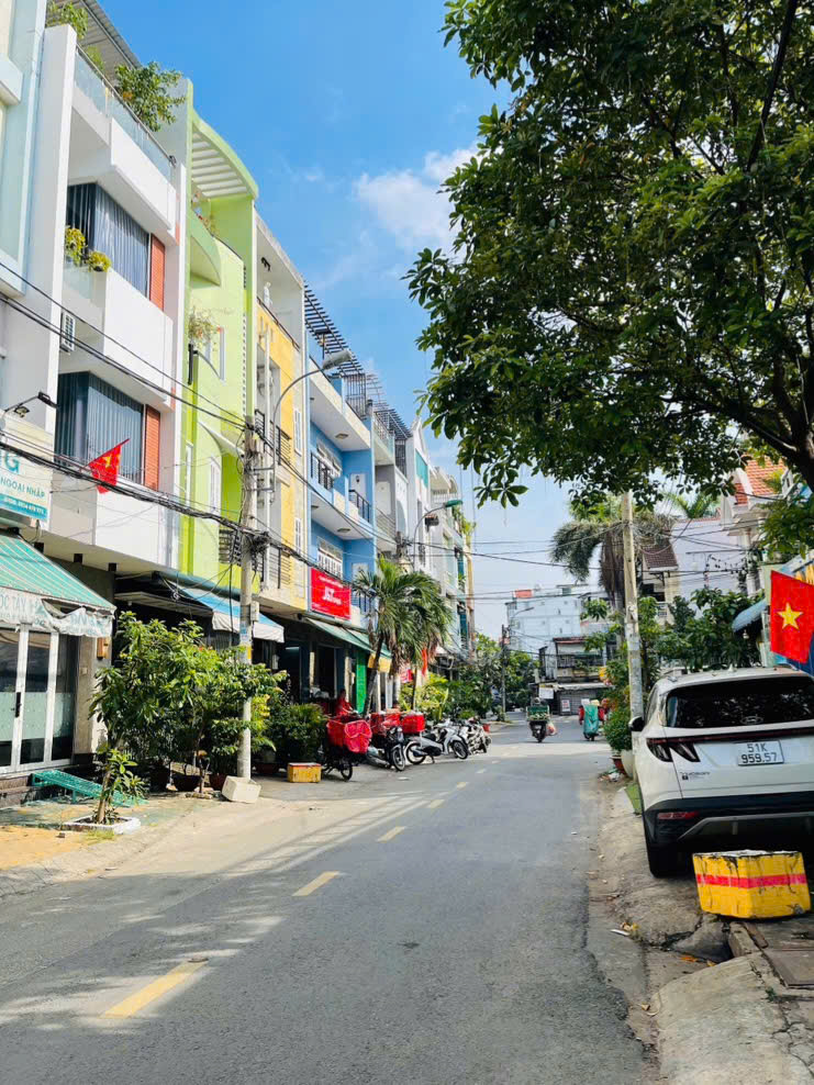 MẶT TIỀN KINH DOANH SÁT PHẠM HÙNG Q8 – 4 TẦNG, CHỈ 9.3 TỶ. LH 0938827657 MS TUYỀN - Ảnh chính
