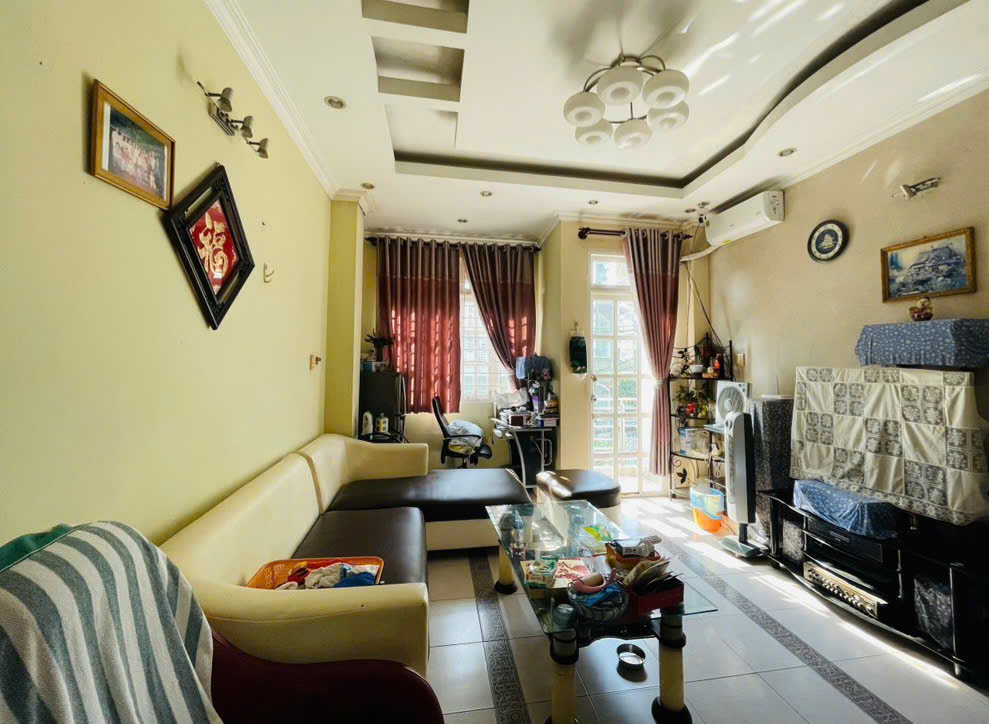 MẶT TIỀN KINH DOANH SÁT PHẠM HÙNG Q8 – 4 TẦNG, CHỈ 9.3 TỶ. LH 0938827657 MS TUYỀN - Ảnh 1