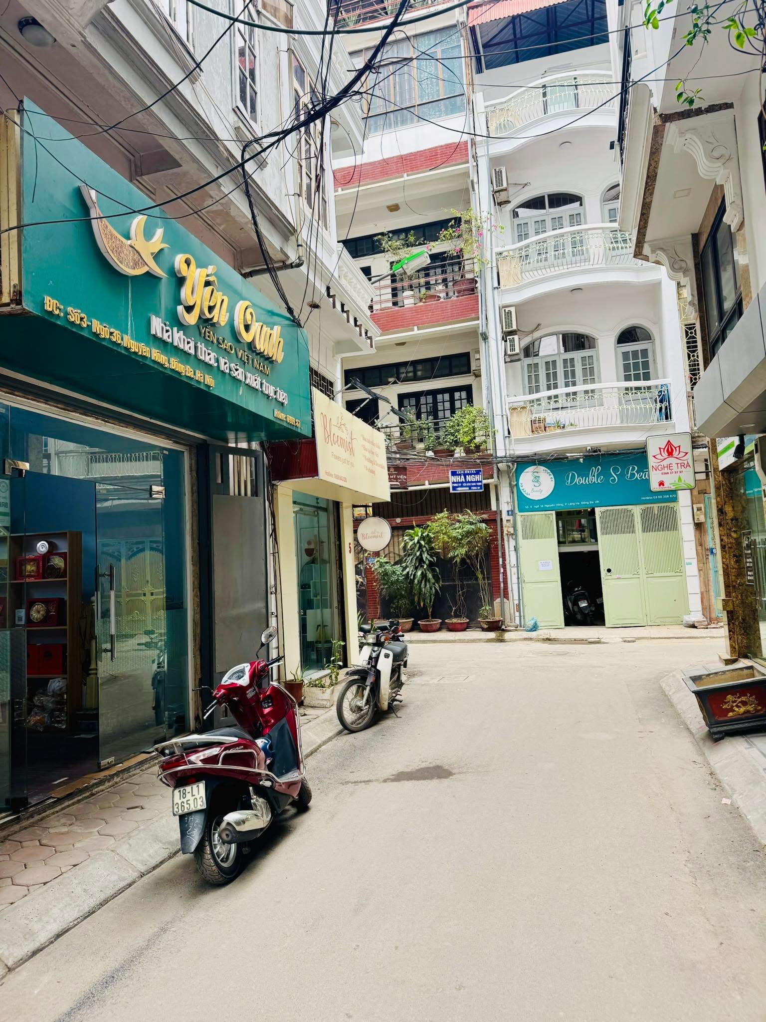 Bán nhà phân lô phố Nguyên Hồng - Đống Đa, 36m2 oto tránh - kinh doanh giá 16,3 tỷ - Ảnh 1