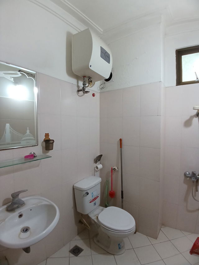 Nhà hiếm Phú Diễn, 30m, 4 tầng, lô góc, đường oto tránh, 3 bước chân ra hồ Phú Diễn - Ảnh 2