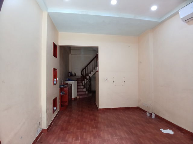 Nhà hiếm Phú Diễn, 30m, 4 tầng, lô góc, đường oto tránh, 3 bước chân ra hồ Phú Diễn - Ảnh 4