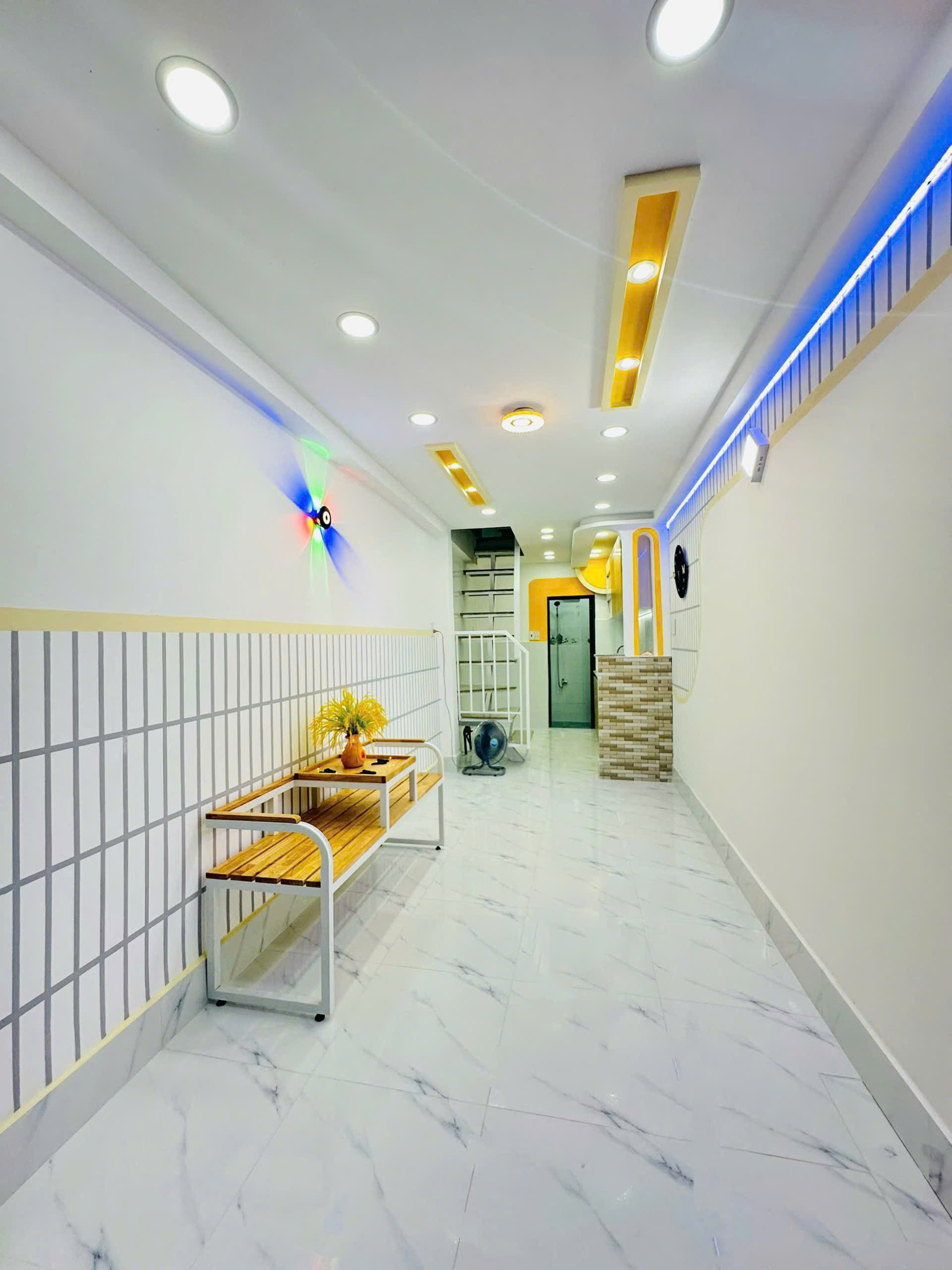 BÁN NHÀ 1 TRỆT 2 LẦU MỚI ĐẸP 100% - ĐƯỜNG HÀN HẢI NGUYÊN - QUẬN 11 - Ảnh 2