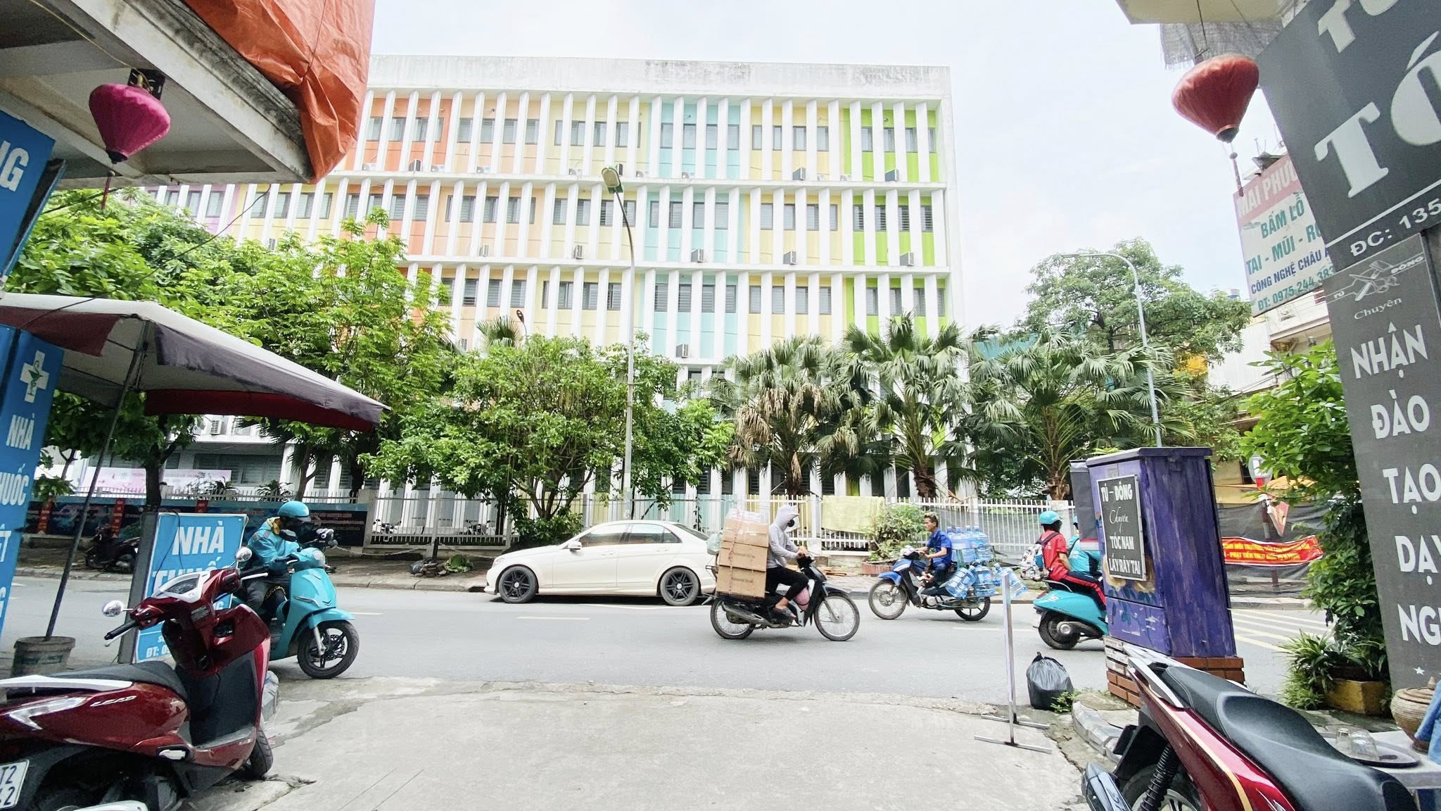 B.á.n nhà mặt phố Lê Quý Đôn 70m- MT6.4m- 2 THOÁNG-Ô TÔ TRÁNH – kinh doanh giá 9.7 tỉ có tl (Nói - Ảnh chính