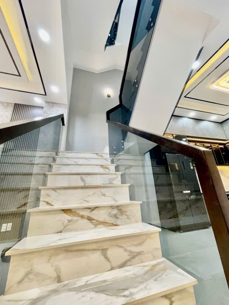 Nhà mới 62m2 - 4PN - 4 tầng - giá 7.75 tỷ - Hẻm Chuyên Dùng Chính, Q7 - Ảnh 4