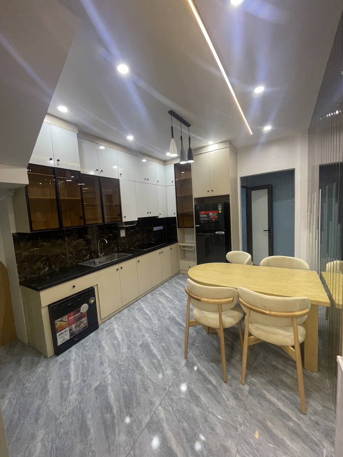 Ô TÔ ĐỖ CỔNG , 30M RA BÃI GỬI Ô TÔ , NGÕ THOÁNG RỘNG 36M2 5TẦNG KHƯƠNG HẠ THANH XUÂN 8.2 tỷ . - Ảnh 1