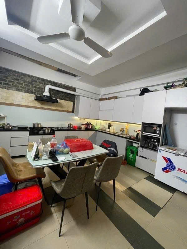 NHÀ ĐẸP TRUNG KÍNH - KINH DOANH GARA Ô TÔ - 74m2 6 tầng mặt tiền 4.5m Giá 23 tỷ - Ảnh 1
