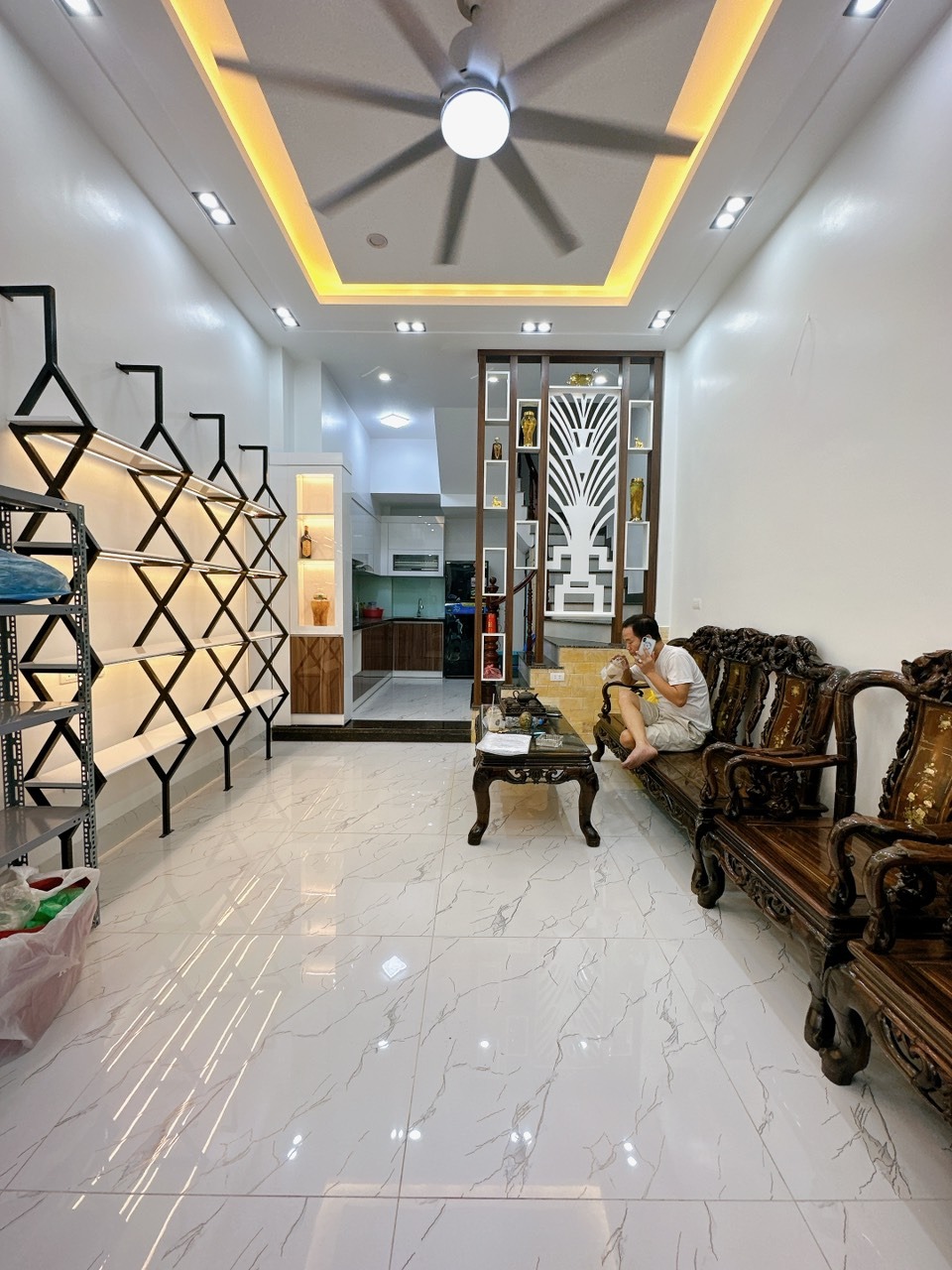 Mặt Ngõ Ô Tô, Sầm Uất, Kinh Doanh Đỉnh, Nhà Mới Đẹp Ngõ Quỳnh, Hai Bà Trưng, DT 37 Giá 8.6 Tỷ - Ảnh 1
