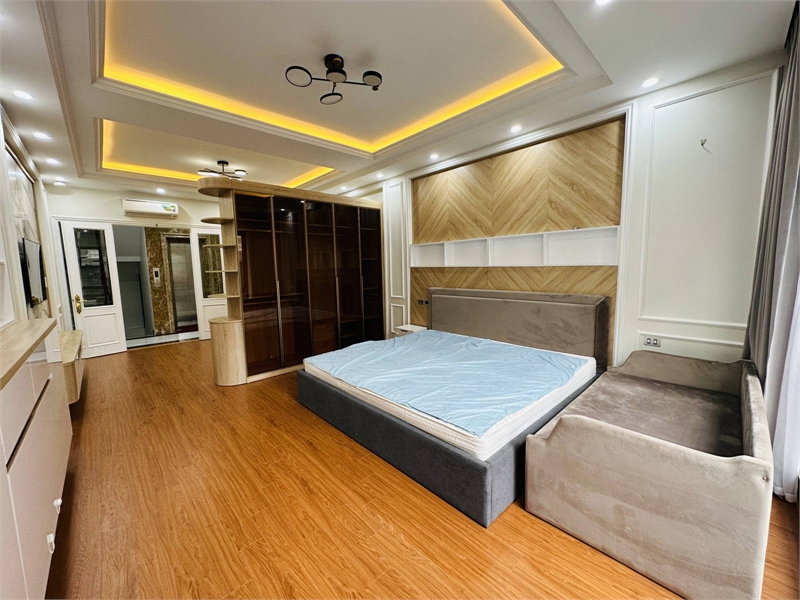 Bán Nhà 6 Tầng Thang Máy – Ngõ 106 Hoàng Quốc Việt – 50m², MT 4.5m – Ô Tô Tránh – Chỉ 25.8 Tỷ! - Ảnh 2