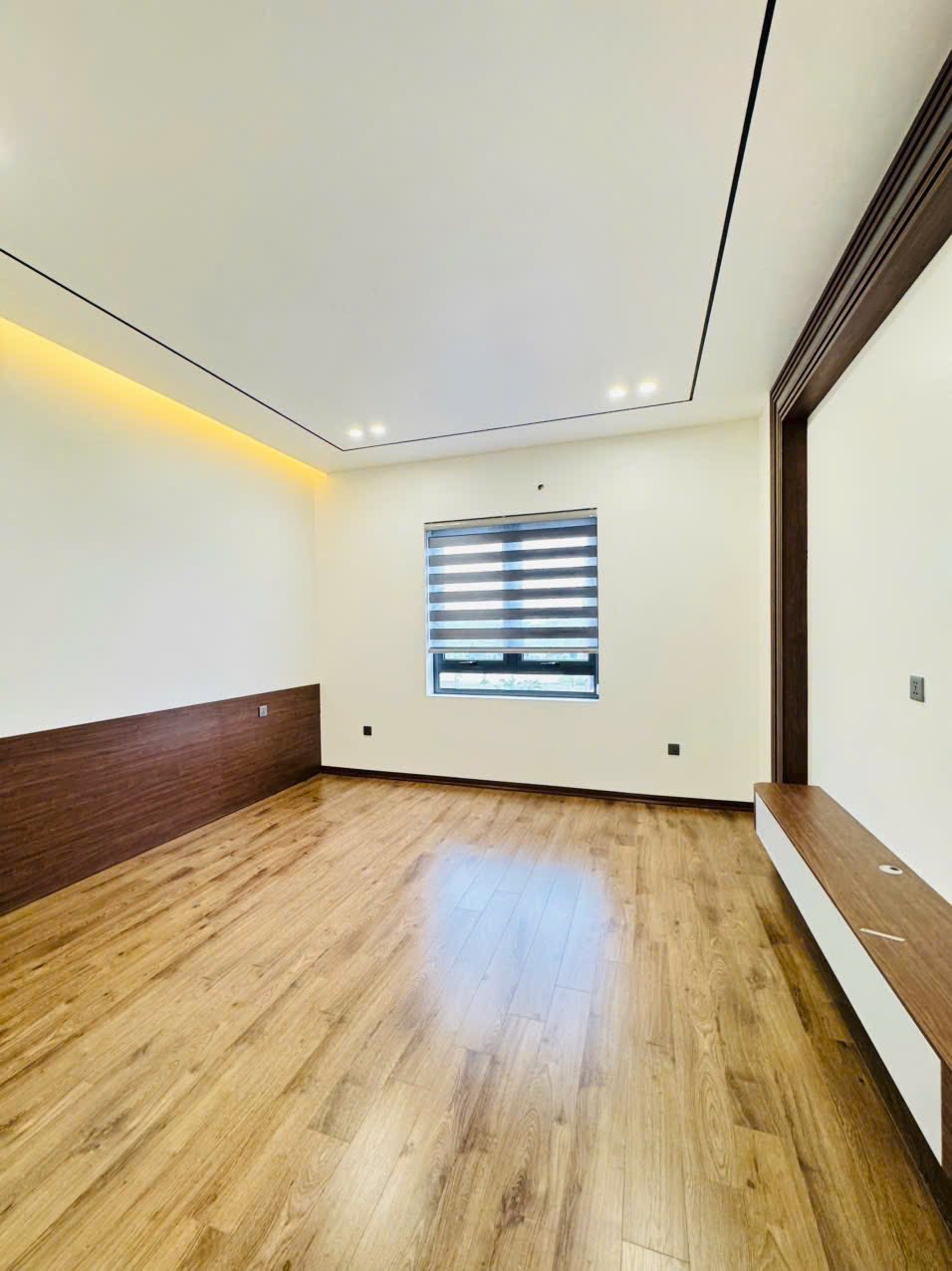 Bán nhà 4 tầng có thang máy KDC Ngọc Châu, Đồng Triều, TP HD, 81m2, mt 4.5m, 5 ngủ - Ảnh 7