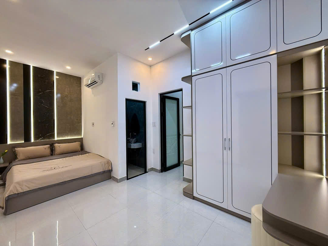 🏡 "SIÊU PHẨM 3 TẦNG LÊ DUẨN - FULL NỘI THẤT XỊN, ĐANG CHO THUÊ 144TR/NĂM, CHỈ 3.95 TỶ!" ✨ - Ảnh 3