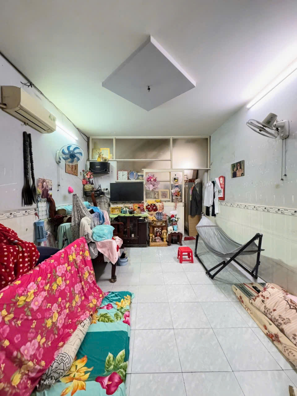 Bán nhà đường số 8 Lê Văn Quới hẻm xe hơi 46m2,2 Tầng Nhỉnh 4 tỷ - Ảnh 1