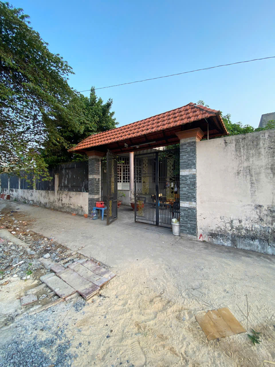 BÁN NHÀ VƯỜN NGHỈ DƯỠNG HẺM XE TẢI– 410M² –  HÓC MÔN – GIÁ 10 TỶ TL - Ảnh 2
