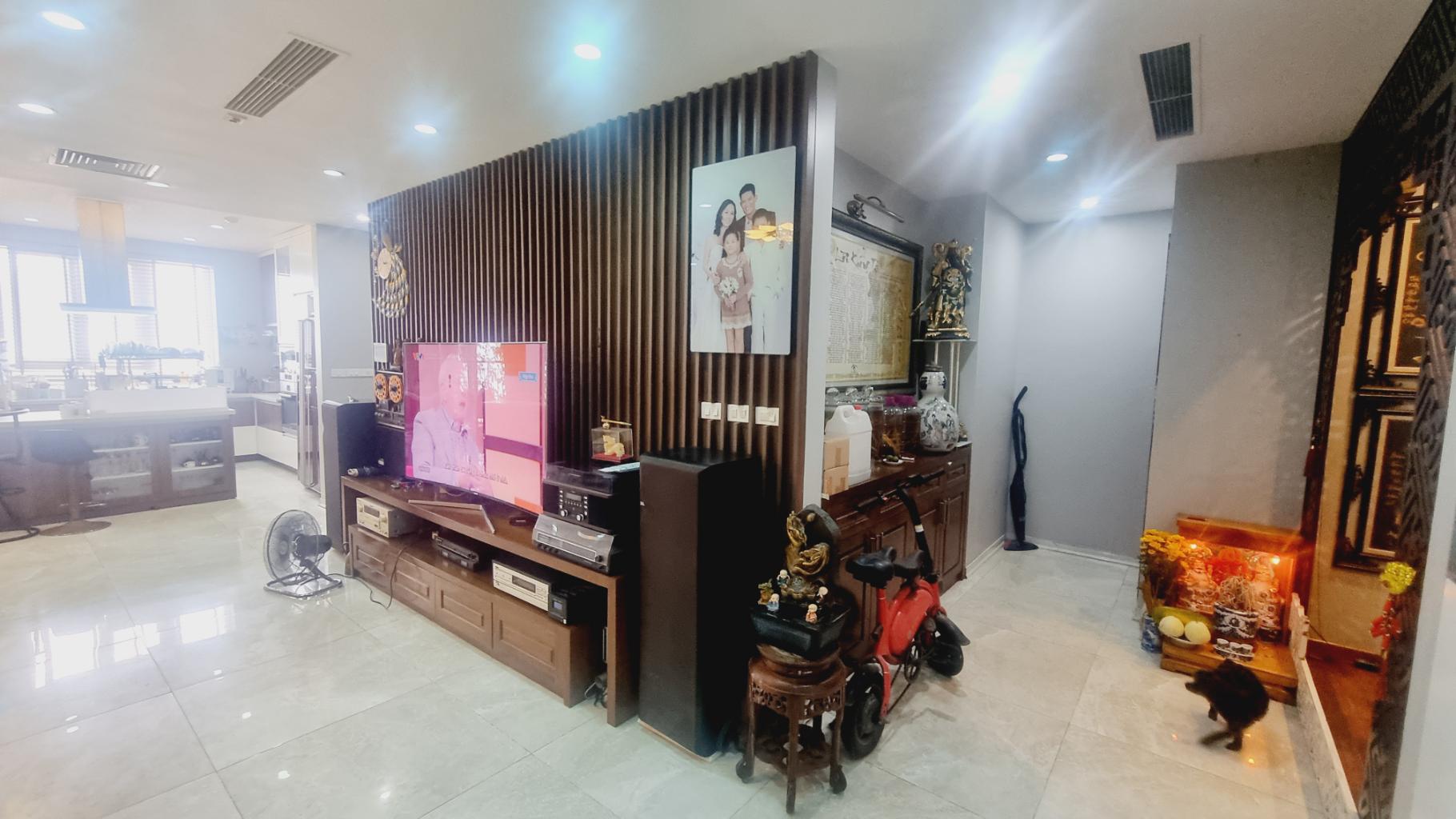 Chung cư 62 Nguyễn Huy Tưởng Địa linh hội tụ – căn hộ Mai Sơn 174m² chỉ 9 tỷ - Ảnh 1