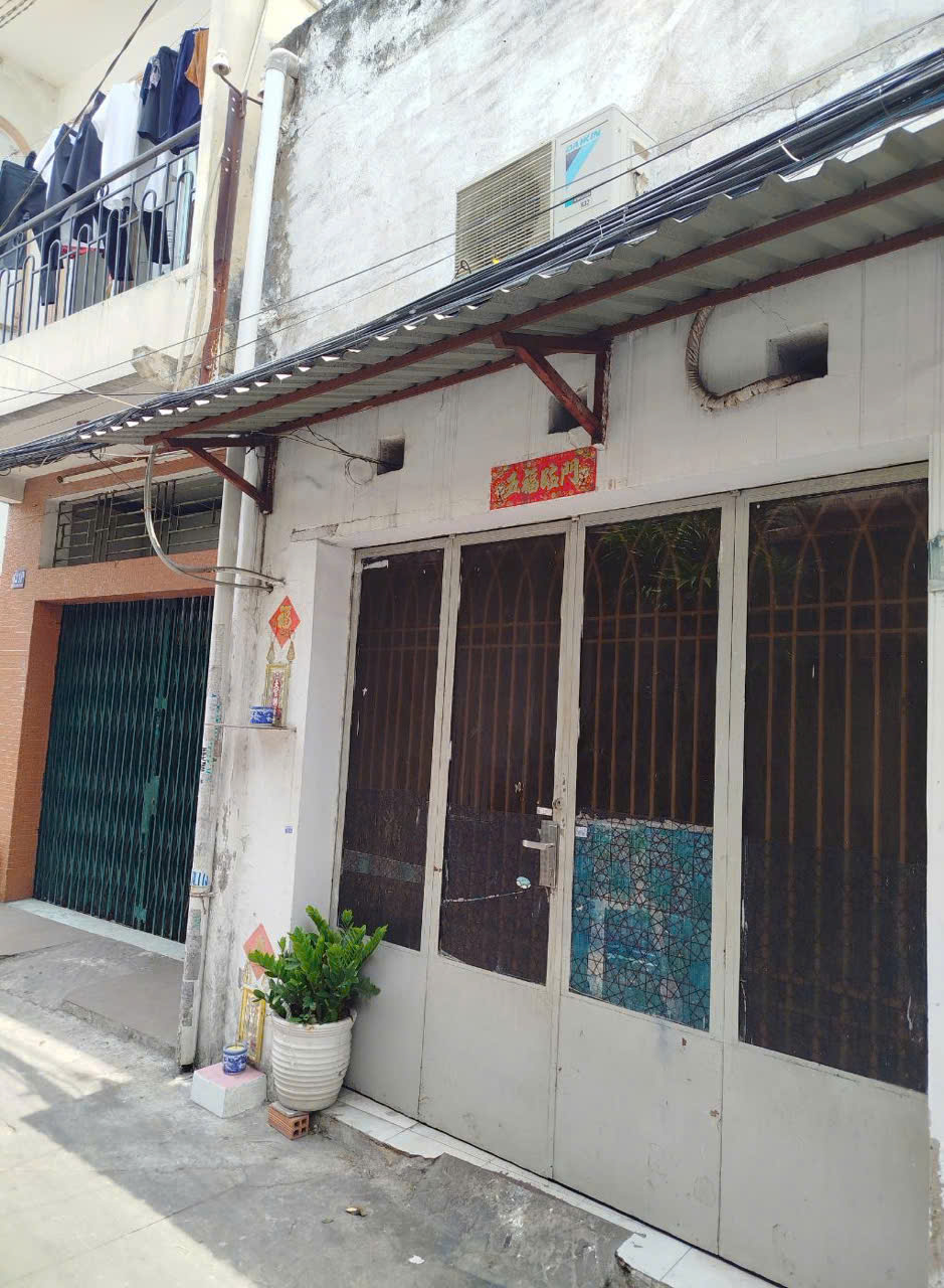 Bán nhà cấp 4 sát MT nguyễn văn đừng Quận 5, 8 tỉ còn thương lượng - Ảnh 1