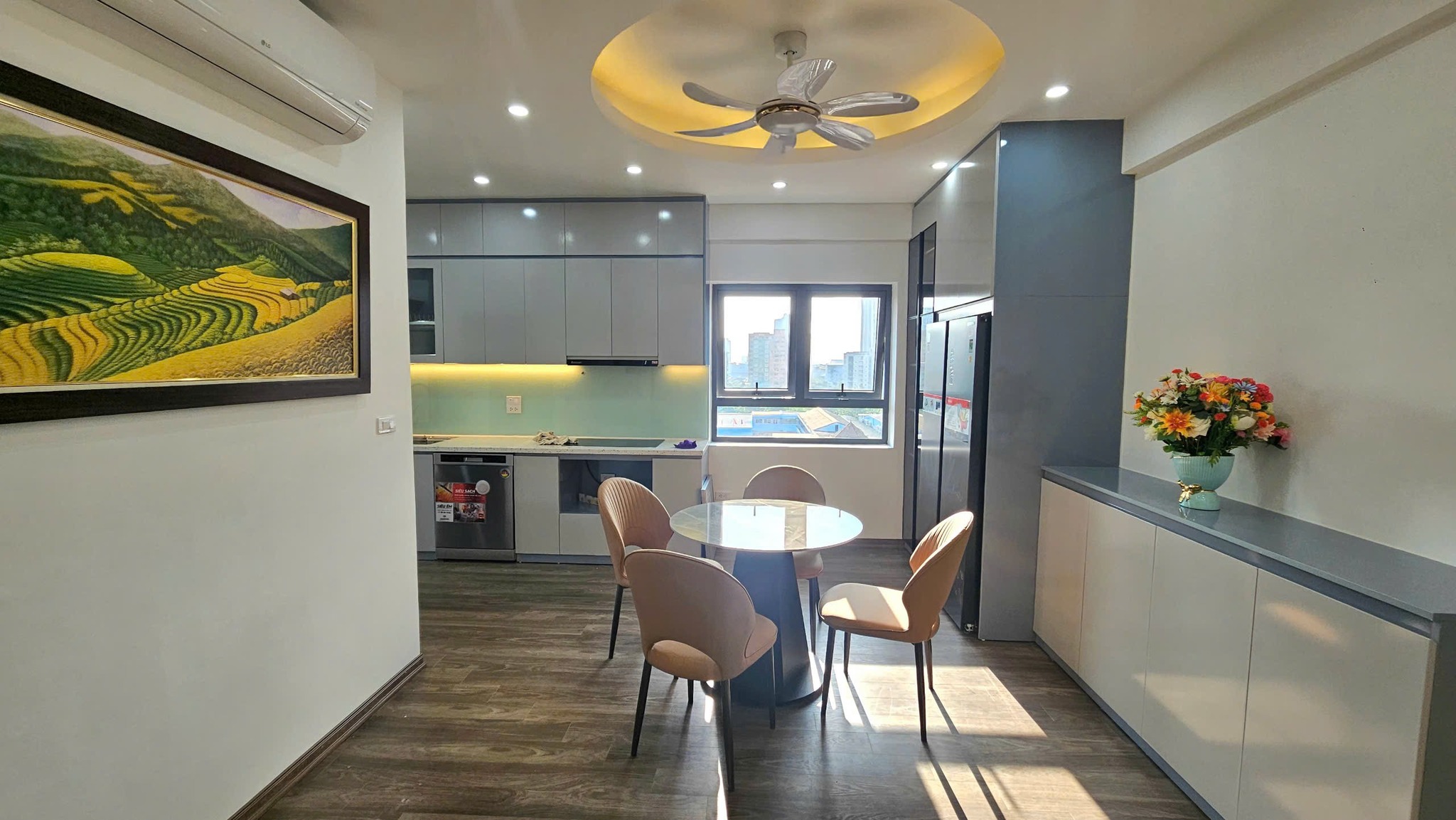 Căn hộ KĐT Mỹ Đình 2 căn góc 103m² full nội thất đẹp giá nhỉnh 6 tỷ - Ảnh 2
