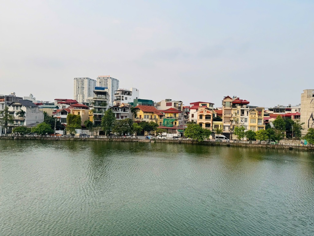 BÁN NHÀ BỒ ĐỀ 21 tỷ 82m VIEW HỒ KINH DOANH Ở PHÙ HỢP,LONG BIÊN HÀ NỘI - Ảnh chính