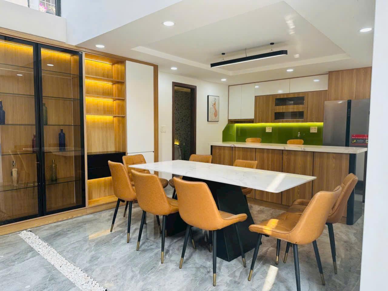 --Bán nhà đường Hồng Lạc, phường 11, Tân Bình; (5x19) chỉ hơn 8 tỷ - Ảnh 2