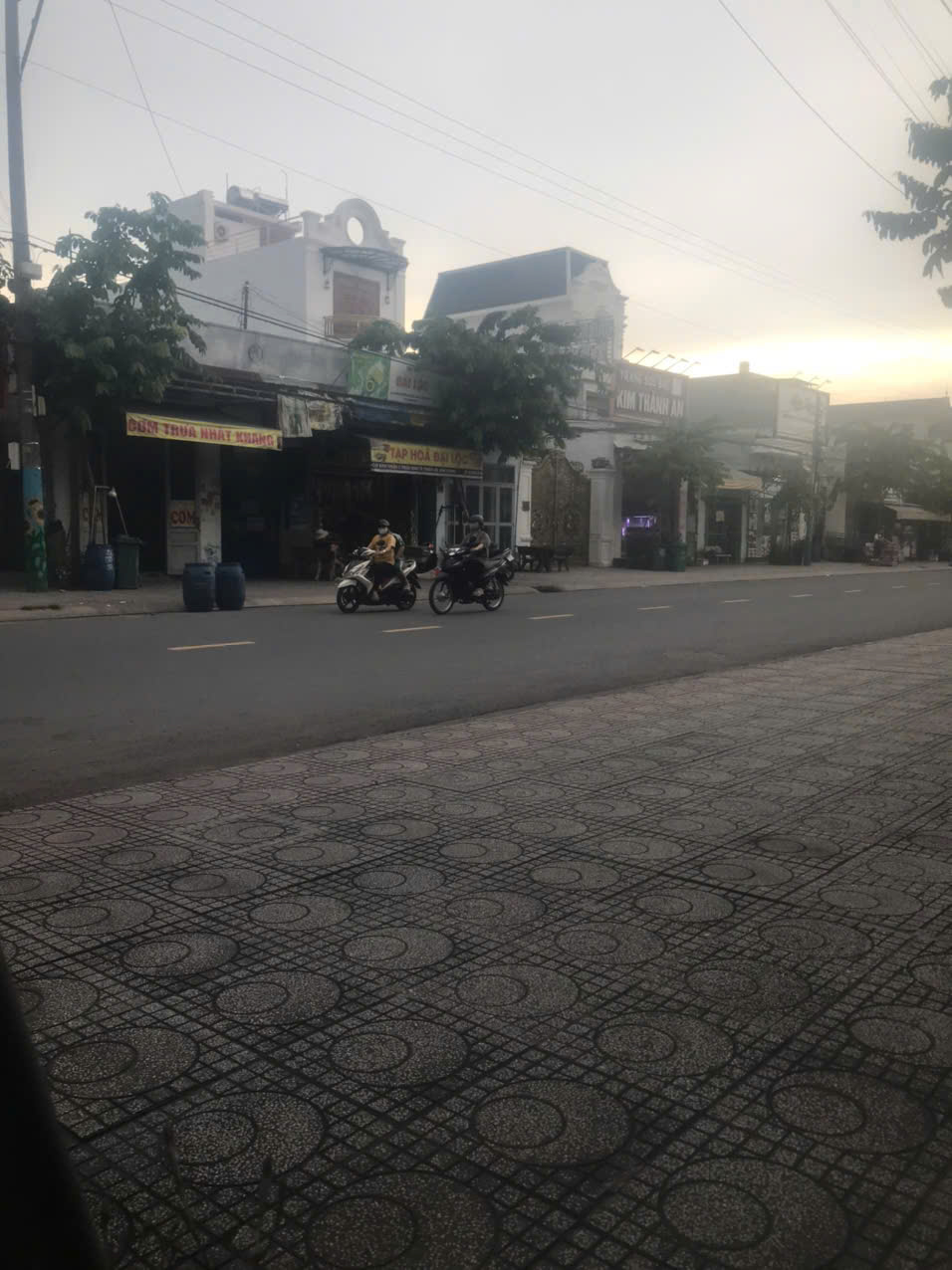 Sang gấp mặt bằng đang kinh doanh quán phở tại Đường D8, Thuận Giao , Thuận An, Bình Dương - Ảnh 1