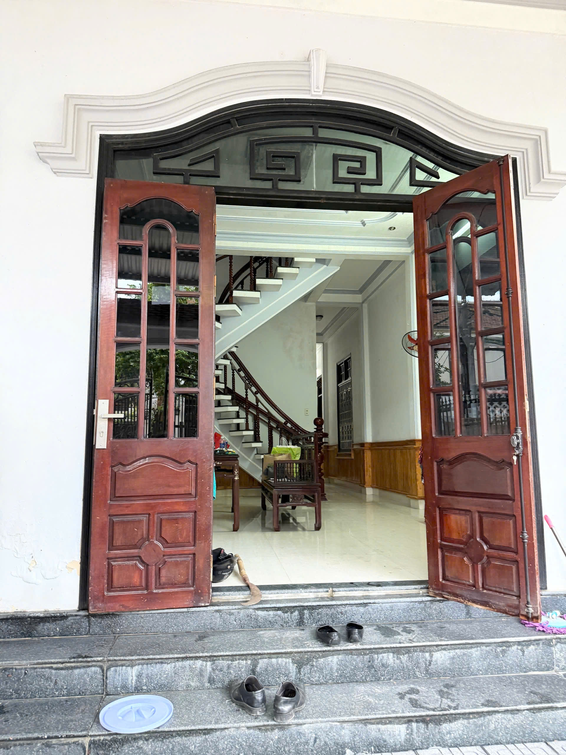 📌 8tr/tháng. CHO THUÊ NHÀ NGUYÊN CĂN 3 TẦNG MẶT TIỀN ĐƯỜNG NGUYỄN ĐỨC CẢNH KHU KIỂM HUỆ, TP HUẾ. - Ảnh chính