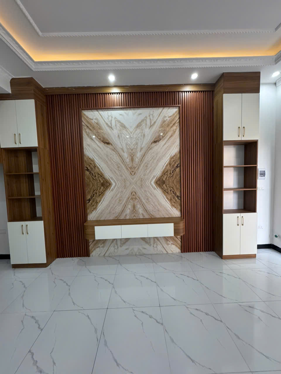 BÁN NHÀ MẬU LƯƠNG – GẦN KHU ĐÔ THỊ XA LA – XÂY MỚI 4.5 TẦNG – GIÁ CHỈ 5 TỶ 15 (CÓ THƯƠNG LƯỢNG) - Ảnh 3