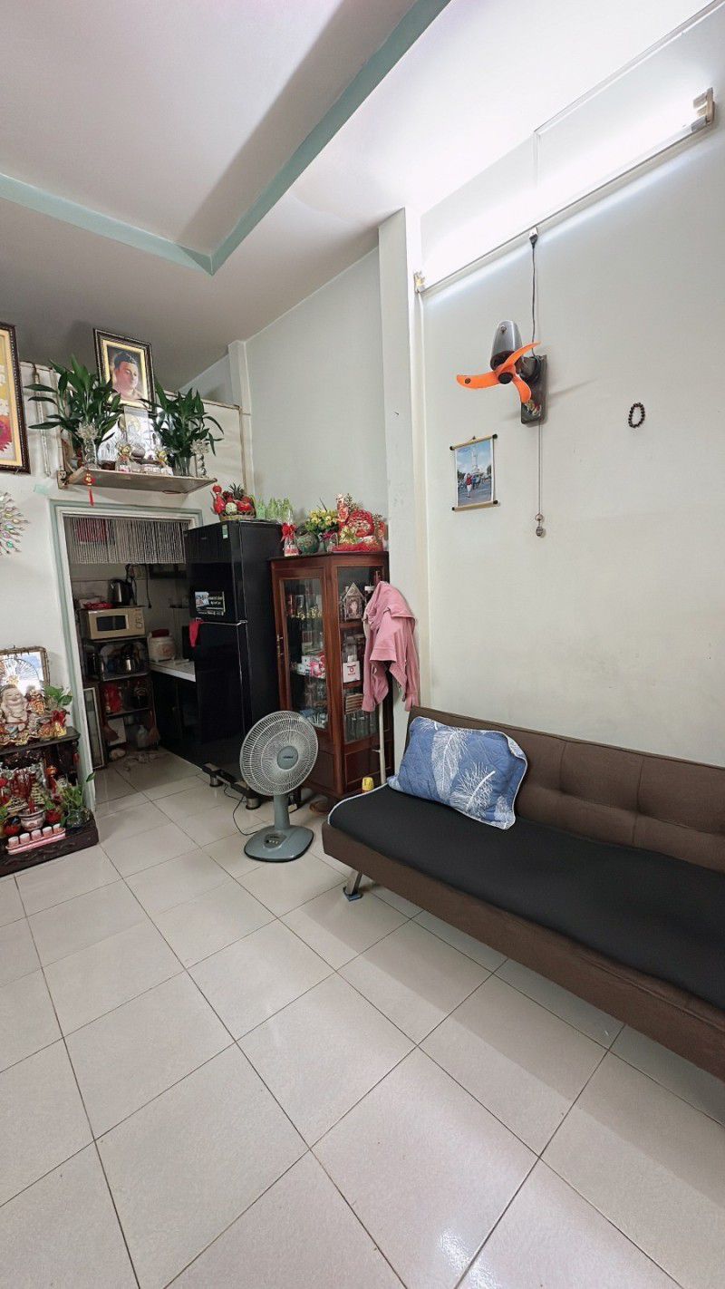 TRUNG TÂM P15 TÂN BÌNH, GẦN MẶT TIỀN, HẺM NGAY NHÀ 3M, GẦN 30M2, 2 TẦNG  2PN, HOÀN CÔNG ĐỦ, TẶNG - Ảnh 1