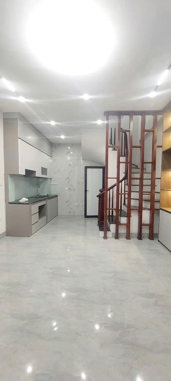 BÁN NHÀ MẬU LƯƠNG – 4.5 TẦNG – NGÕ RỘNG 2.7M – GIÁ CHỈ 5 TỶ 6 (CÓ THƯƠNG LƯỢNG) - Ảnh chính