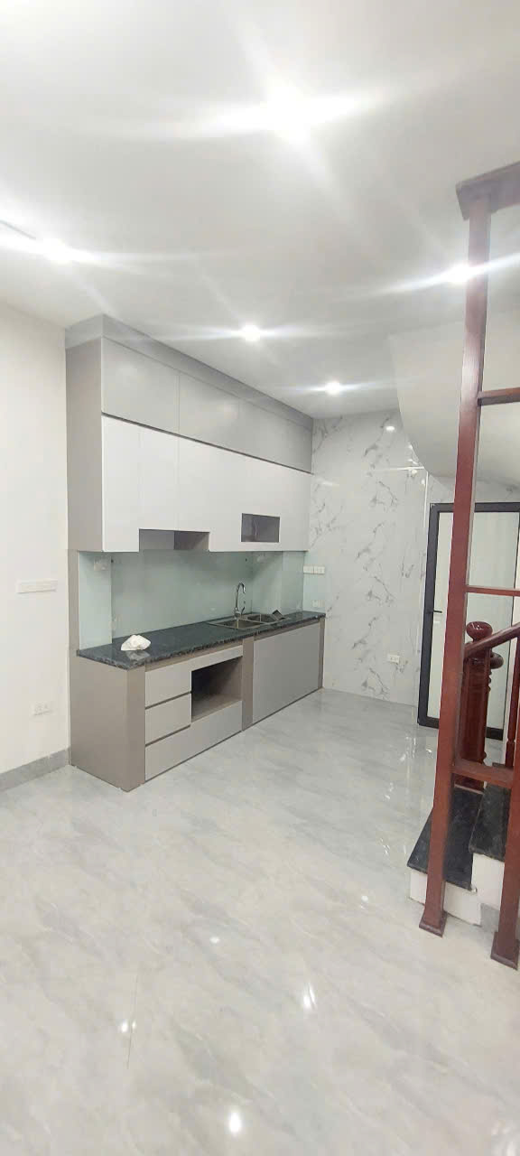 BÁN NHÀ MẬU LƯƠNG – 4.5 TẦNG – NGÕ RỘNG 2.7M – GIÁ CHỈ 5 TỶ 6 (CÓ THƯƠNG LƯỢNG) - Ảnh 1